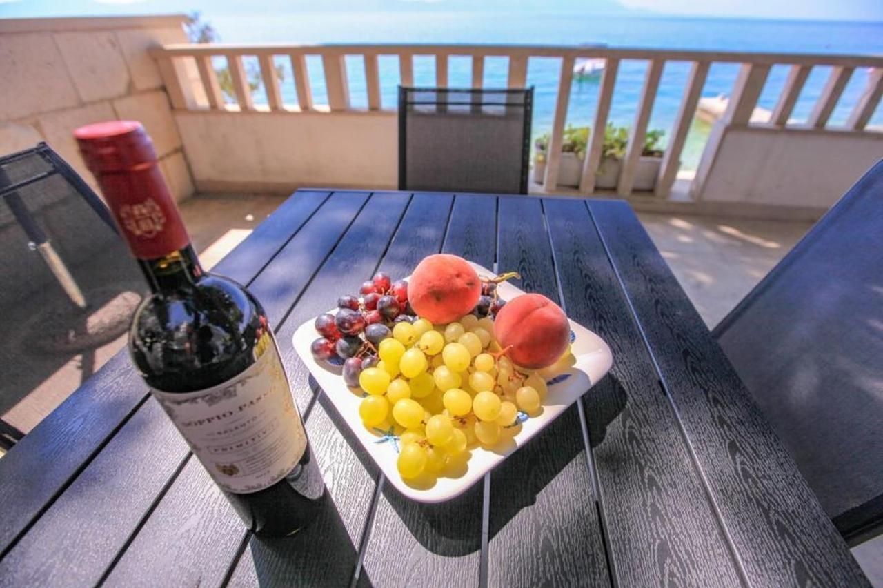 Vila Pinet Appartement Brist Buitenkant foto