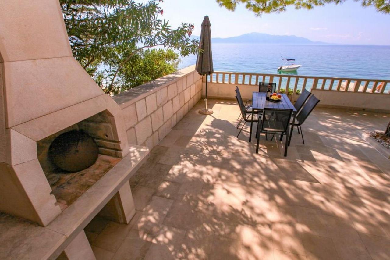 Vila Pinet Appartement Brist Buitenkant foto