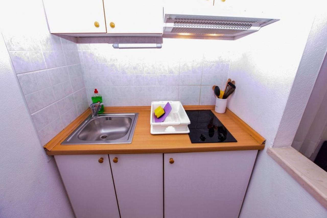 Vila Pinet Appartement Brist Buitenkant foto