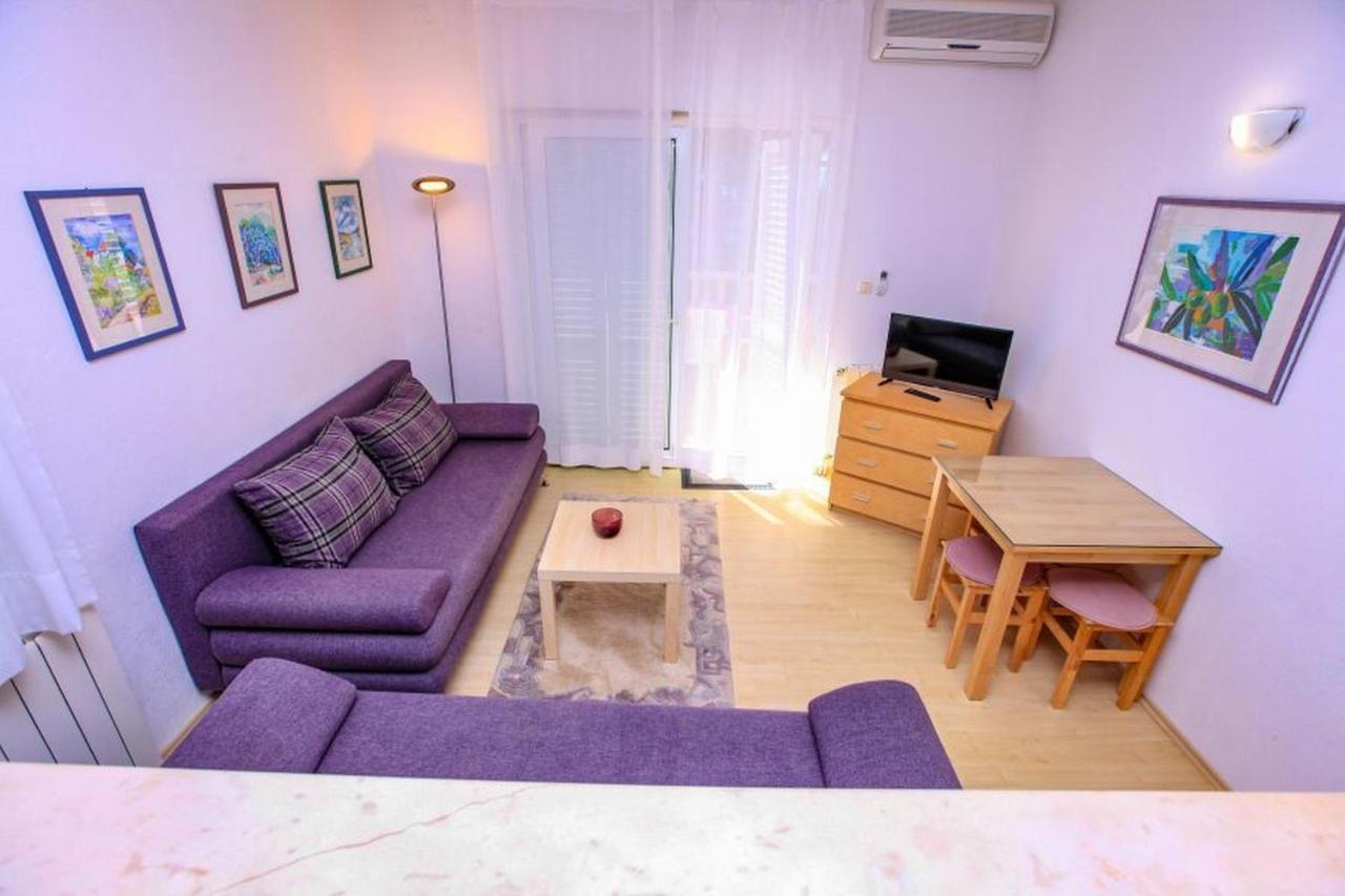 Vila Pinet Appartement Brist Buitenkant foto