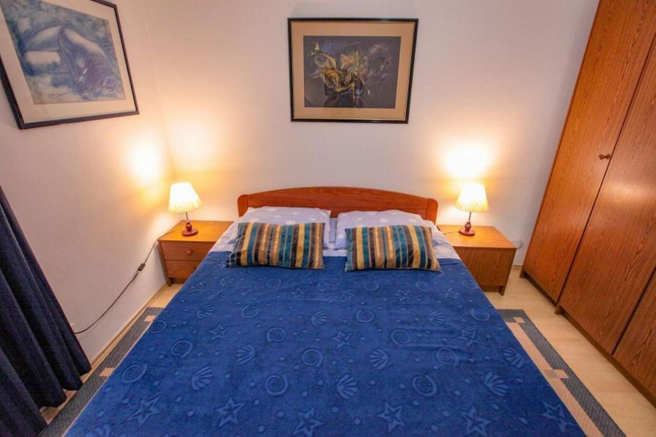 Vila Pinet Appartement Brist Buitenkant foto
