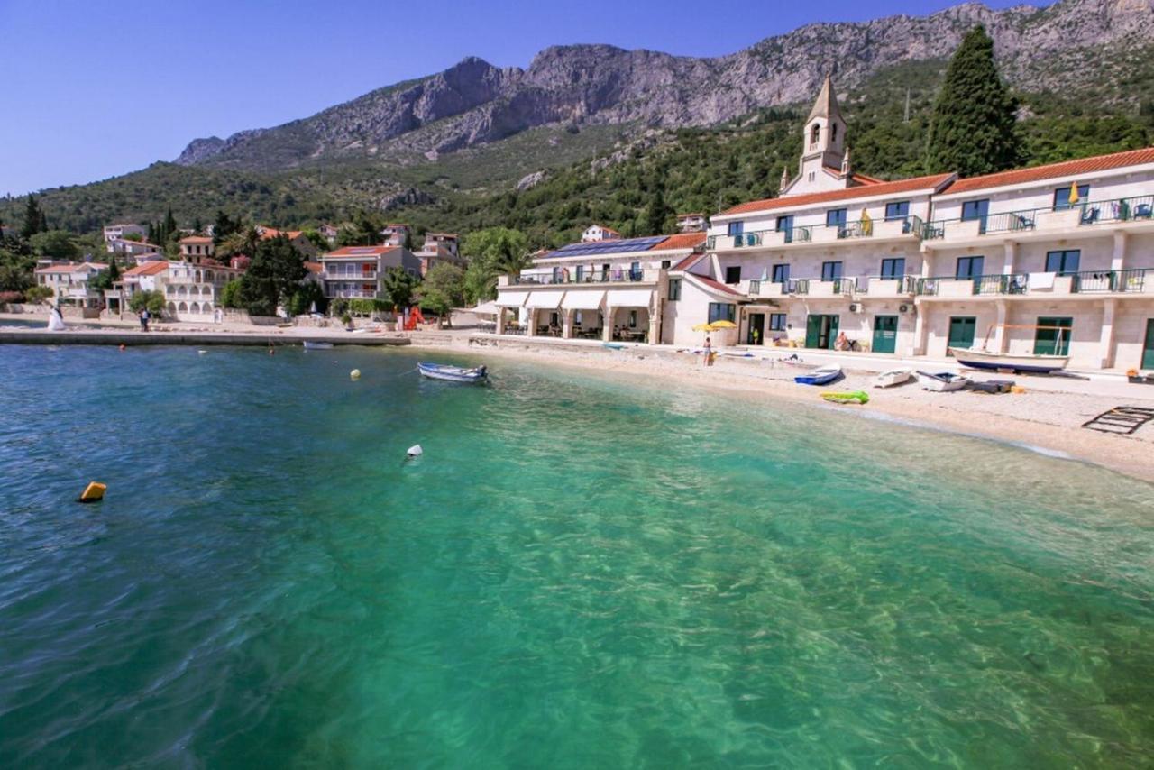 Vila Pinet Appartement Brist Buitenkant foto