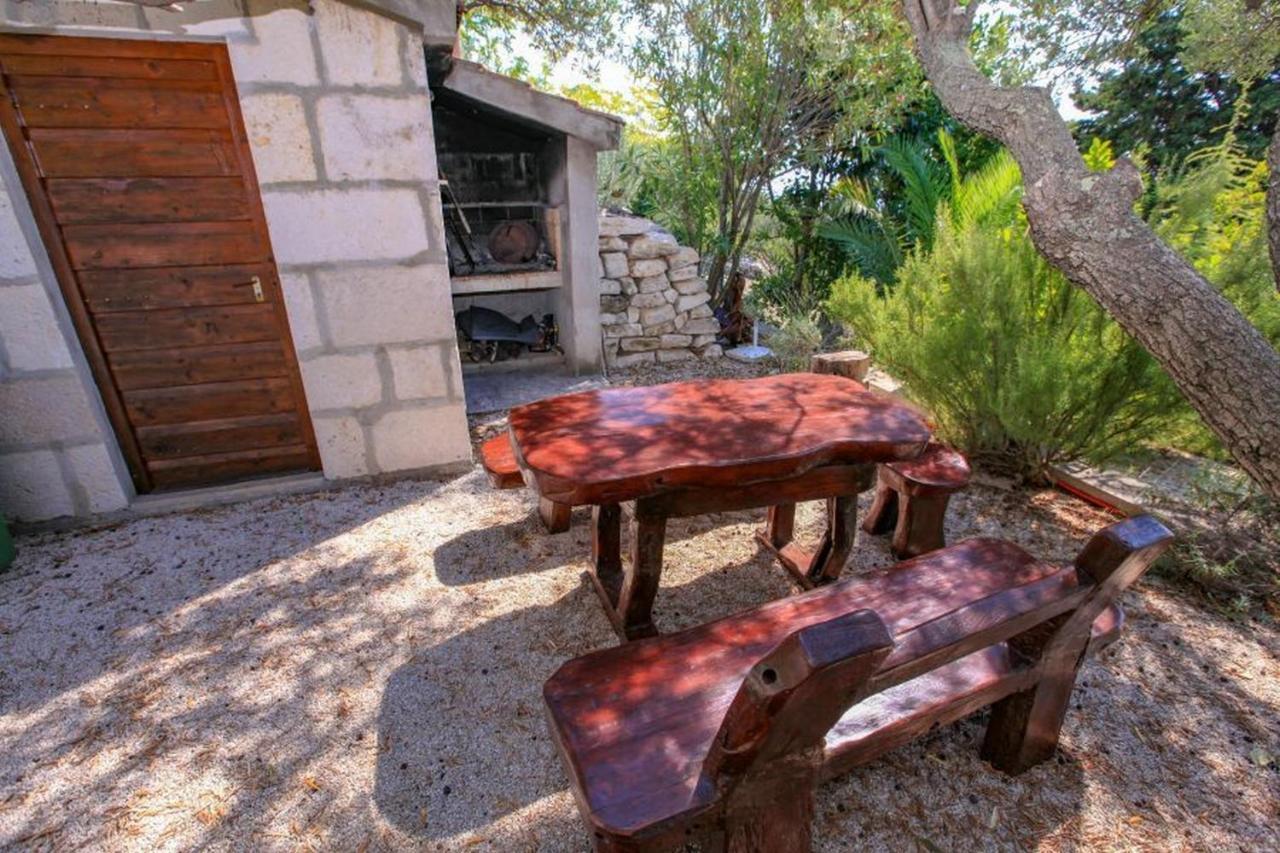 Vila Pinet Appartement Brist Buitenkant foto